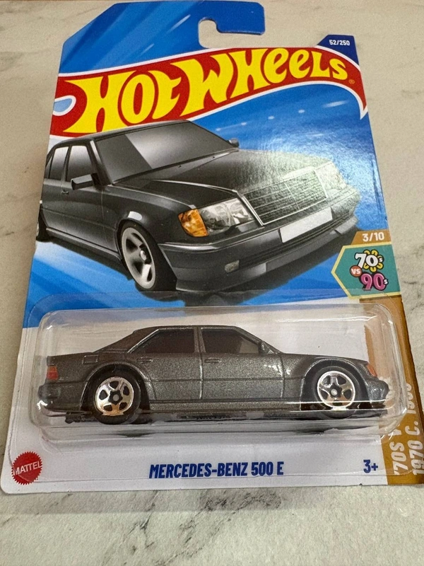 Hot Wheels 1:64 Scale | MERCEDES-BENZ 500 E | '70s Vs '90s | Gray | Case M | 52/250
