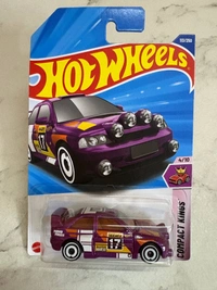 Hot Wheels 1:64 Scale | FORD ESCORT | Compact Kings | Purple | Case L&M | 113/250