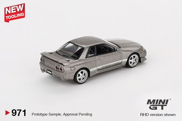 MINI GT #961: NISSAN SKYLINE GTR R32 VEILSIDE COMBAT CI VEILSIDE
