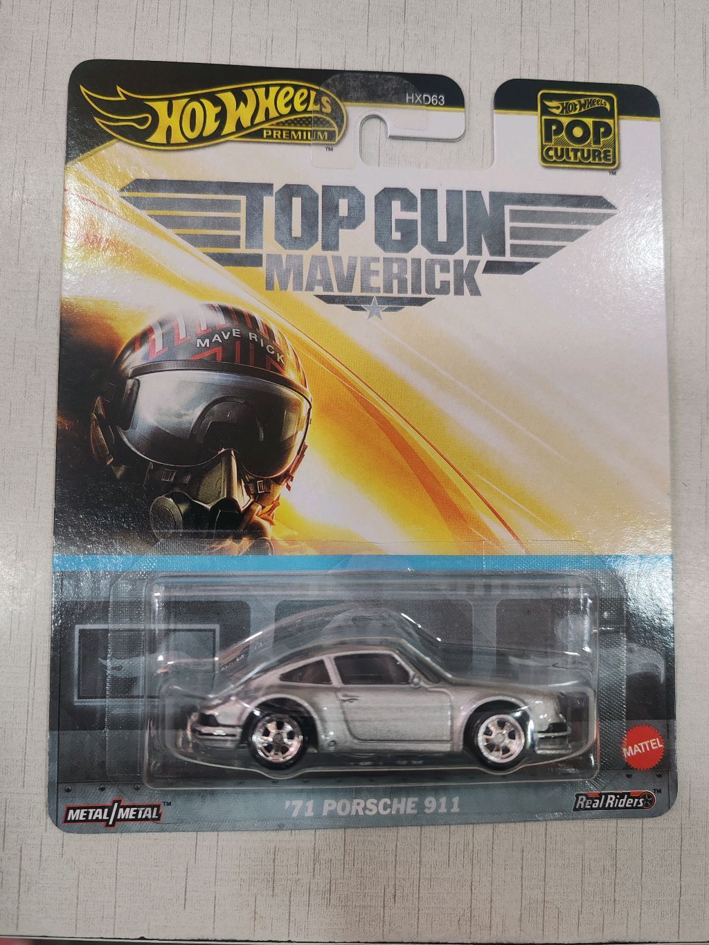 Hotwheels Premium | TOP GUN MAVERICK| 71 PORSCHE 911| Pop culture