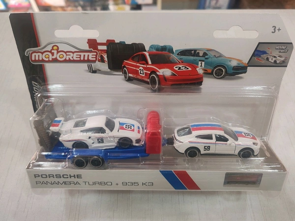 Majorette Porsche Race Trailer Set – Officially Licensed 1:64 Scale Die-Cast Toy Cars with Trailer | Porsche Panamera Turbo  + 935 K3  | Metal Body & Opening Parts