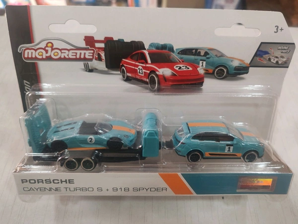 Majorette Porsche Race Trailer Set – Officially Licensed 1:64 Scale Die-Cast Toy Cars with Trailer | Porsche Cayenne Turbo S + 918 Spyder | Metal Body & Opening Parts