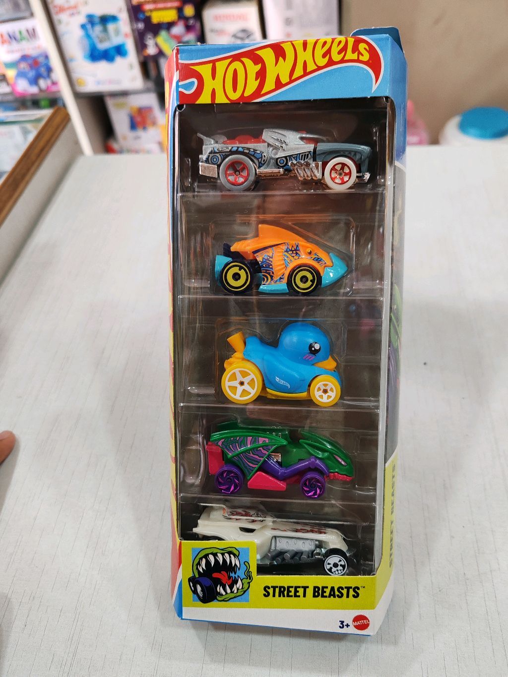 Hot Wheels STREET BEASTS Pack of 5 ( DUCK N' ROLL | HOTWEILER