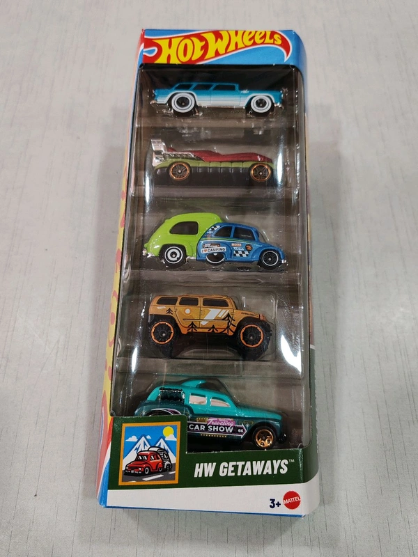 Hot Wheels HW GETAWAYS Pack of 5 ( HOVER STORM | CLASSIC NOMAD | RV THERE YET™ | ROCKSTER | COCKNEY CAB II )