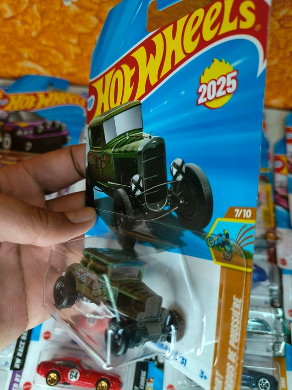 Hot Wheels 1:64 Scale | FORD MODEL A CUSTOM | HW Dirt | Green | Case M | 140/250