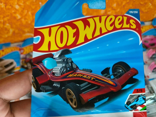 Hot Wheels 1:64 Scale | MAD FAST | Track Aces | Dark Red | Case M | 170/250