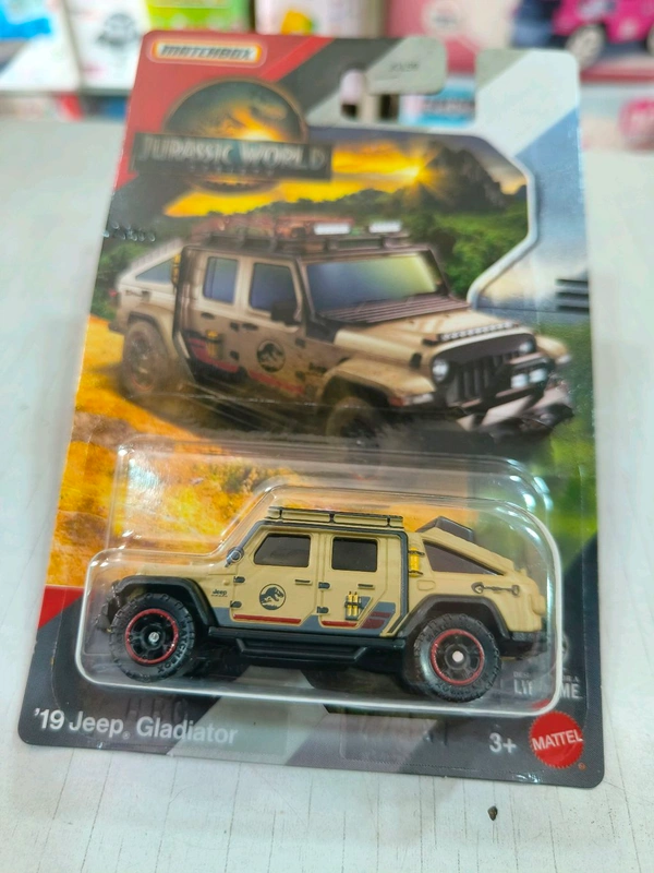 MATCHBOX  | '19 Jeep, Gladiator| JURASSIC WORLD REBIRTH | JGL59