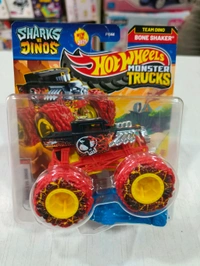 BONE SHAKER | SHARKS VS. DINOS | TEAM DINO | HOT WHEELS MONSTER TRUCKS 1:64 SCALE | FYJ44