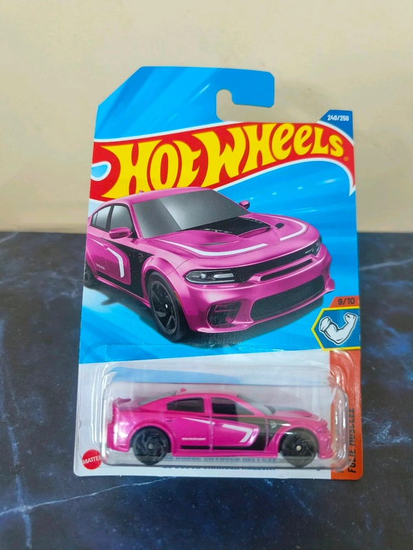 Hot Wheels 20 DODGE CHARGER HELLCAT | Muscle Mania | Metalflake Pink | 9/10 | 240/250