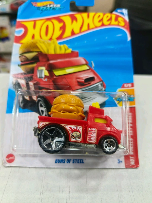 Hotwheels | BUNS OF STEEL | Hot Wheels Let�??s Race | RED | IMPORTED | H CASE | 153/250