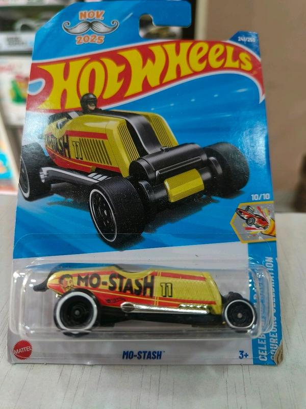 MO-STASH | HW Celebration Racers | Pale Yellow | 241/250