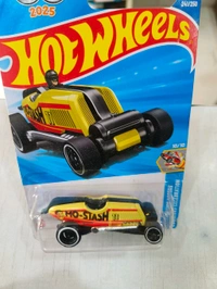 Hot Wheels MO-STASH | HW Celebration Racers | Pale Yellow | 241/250