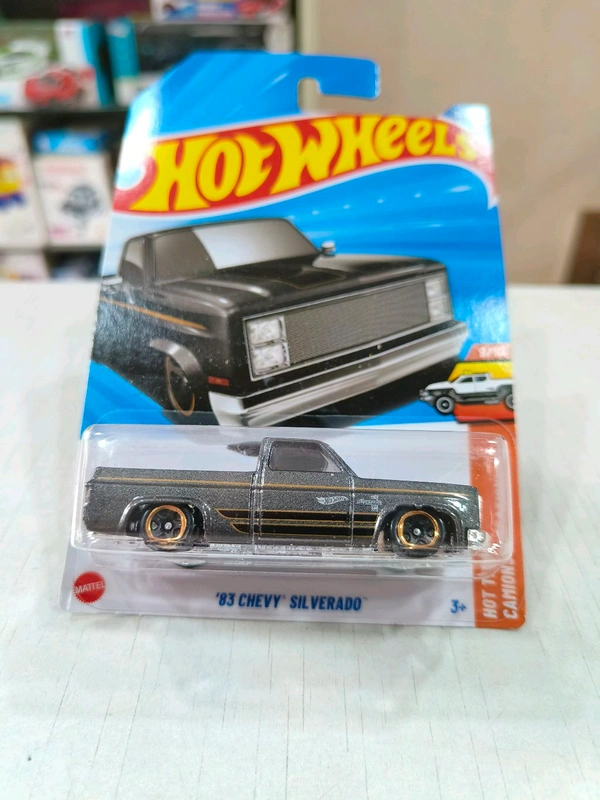 Hot Wheels 83 Chevy Silverado | HW Hot Trucks | Black | 157/250
