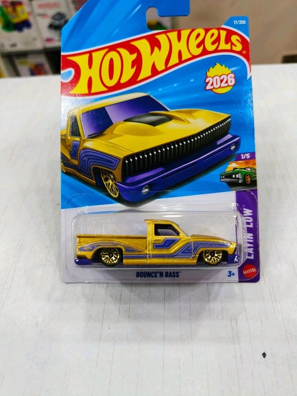 Hot Wheels Bounce'n Bass | Layin' Low | Metalflake Gold | 17/250
