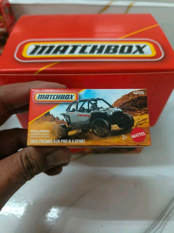MATCHBOX |2025 POLARIS RZR PRO R 4 SPORT | POLARIS | 42/125