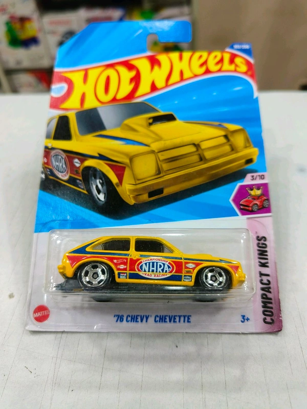 Hot Wheels 76 CHEVY CHEVETTE | COMPACT KINGS | YELLOW | IMPORTED | 102/250