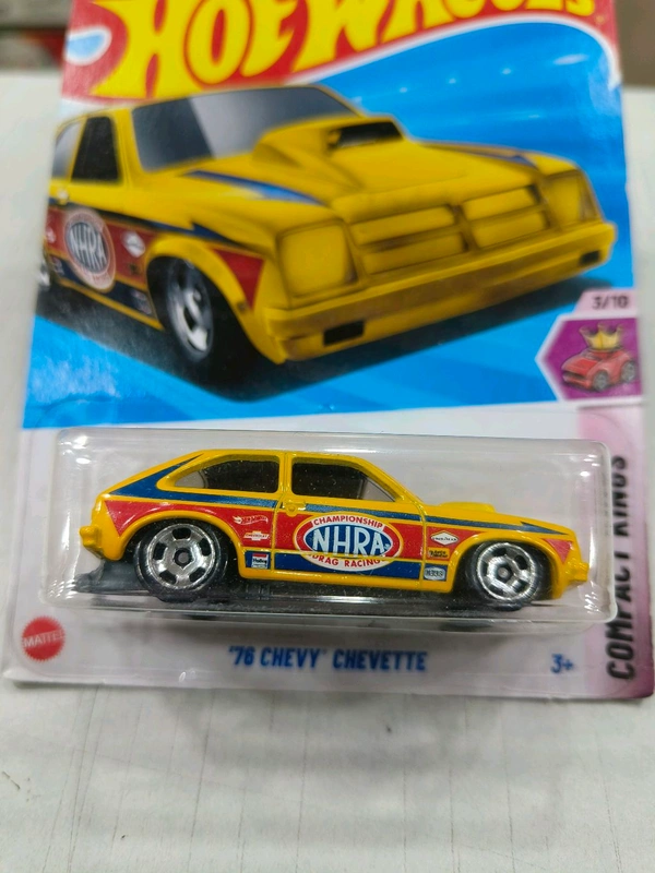 Hot Wheels 76 CHEVY CHEVETTE | COMPACT KINGS | YELLOW | IMPORTED | 102/250