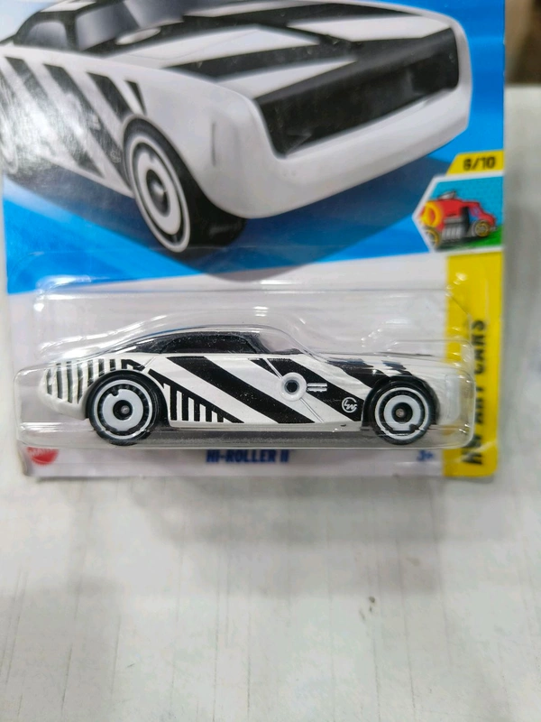 Hot Wheels HI-ROLLER II | HW ART CARS |WHITE/BLACK| IMPORTED |61/250