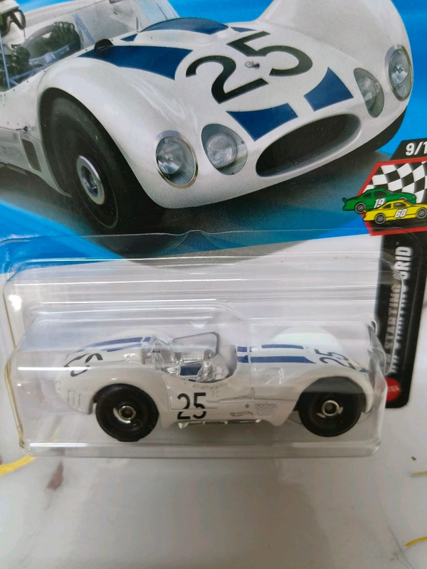 Hot Wheels Maserati Tipo 61 | HW Starting Grid | White | 123/250