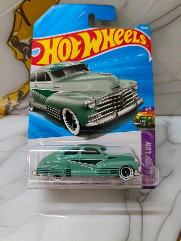 Hot Wheels 47 Chevy Fleetline | Layin' Low | Light Green | IMPORTED | 45/250