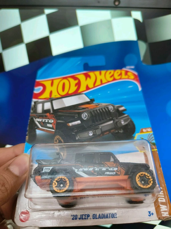 Hot Wheels '20 Jeep Gladiator | Truckin' Along | BLACK | IMPORTED | 130/250