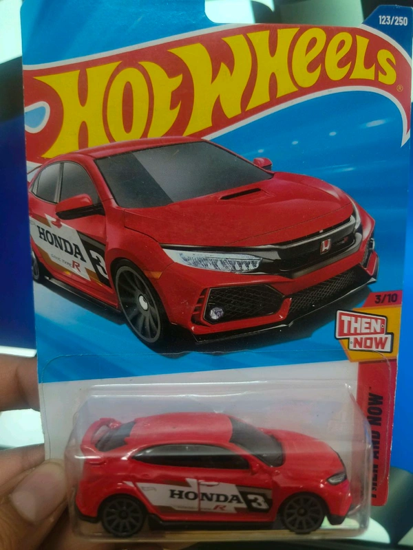 Hot Wheels 2018 HONDA CIVIC TYPE R | Then And Now | RED | IMPORTED| 123/250