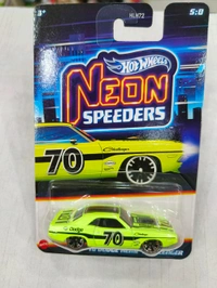 HOTWHEELS Hot Wheels NEON SPEEDERS | '70 DODGE HEMI CHALLENGER | HLH72 | 5:8