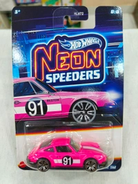 HOTWHEELS Hot Wheels NEON SPEEDERS | '71 PORSCHE 911 | HLH72 | 8:8