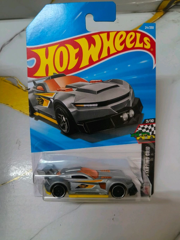 Hot Wheels Track Ripper | HW Starting Grid | Silver | 24/250