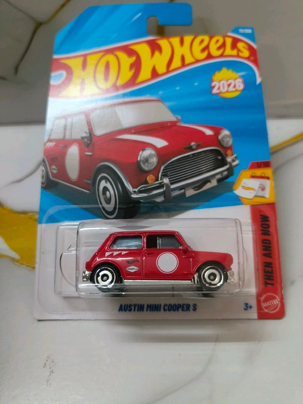 Hot Wheels Austin Mini Cooper S | Then and Now | Red | 71/250
