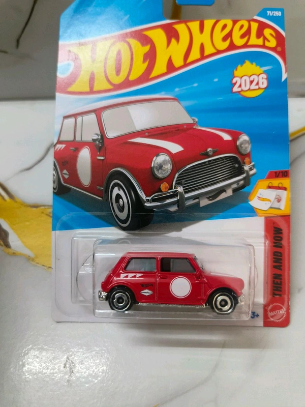 Hot Wheels Austin Mini Cooper S | Then and Now | Red | 71/250