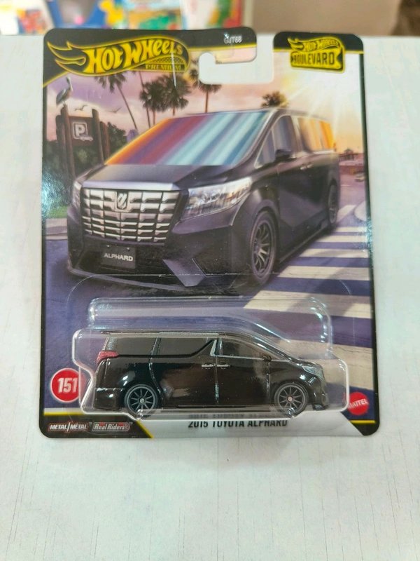 Hot Wheels PREMIUM BOULEVARD | 2015 TOYOTA ALPHARD | GJT68 | #151