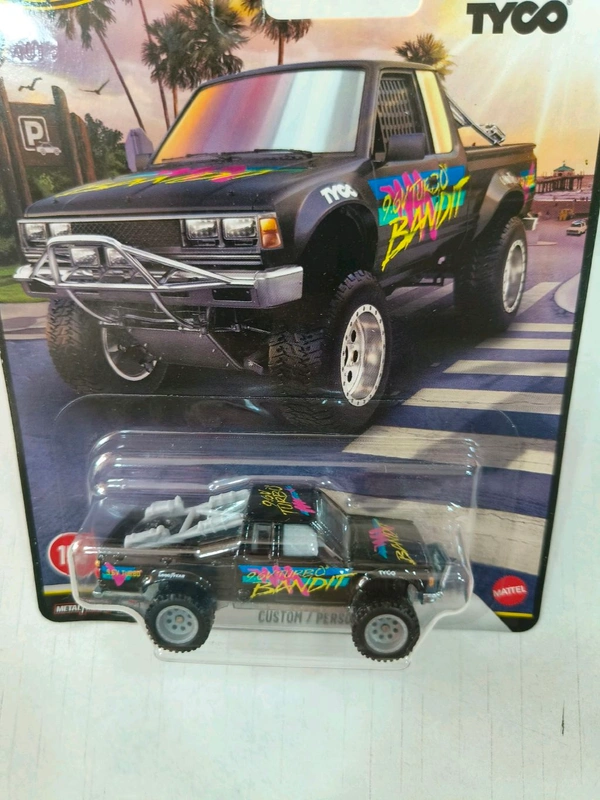 Hot Wheels PREMIUM BOULEVARD | DATSUN KING CAB BAJA CUSTOM | GJT68 | #153