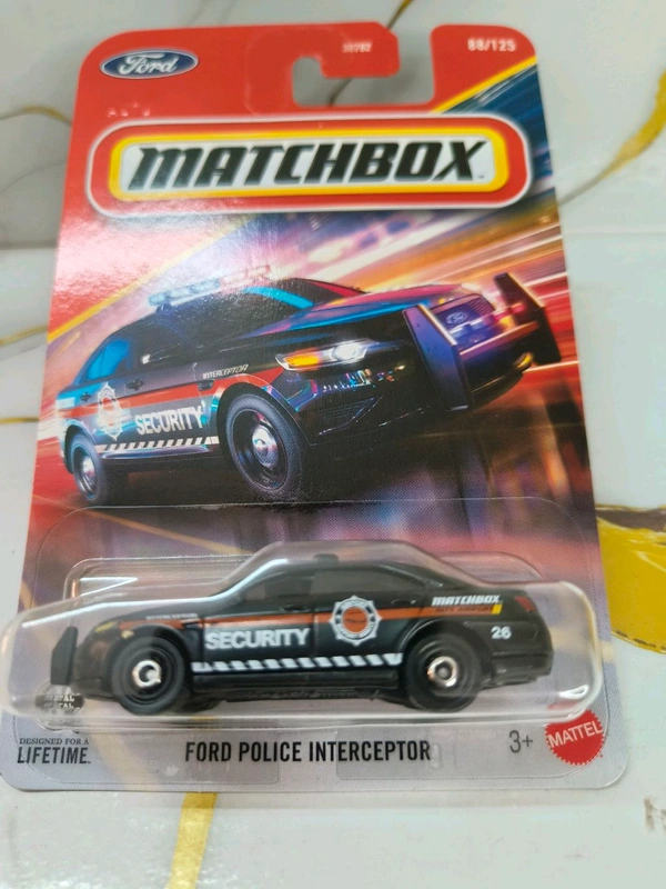 MATCHBOX | FORD POLICE INTERCEPTOR | FORD | 88/125