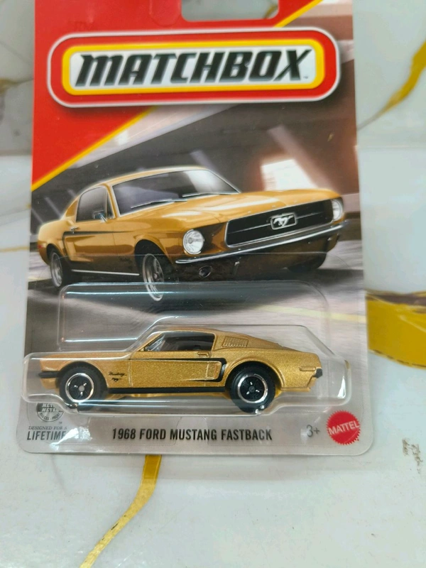 MATCHBOX | 1968 FORD MUSTANG FASTBACK | FORD | 61/125