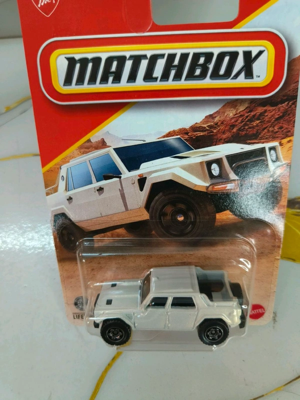 MATCHBOX | LAMBORGHINI LM002 | LAMBORGHINI | 87/125