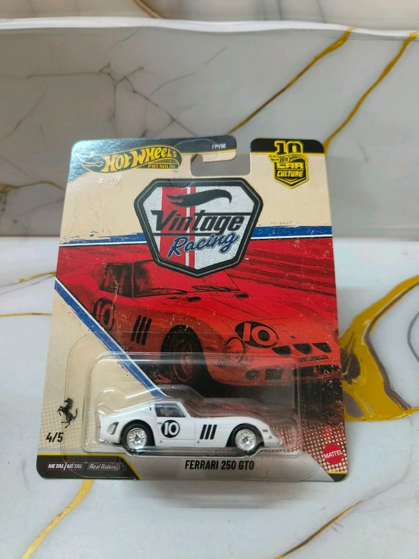 Hot Wheels PREMIUM CAR CULTURE VINTAGE RACING | FERRARI 250 GTO | FPY86 | 4/5 | Real Riders