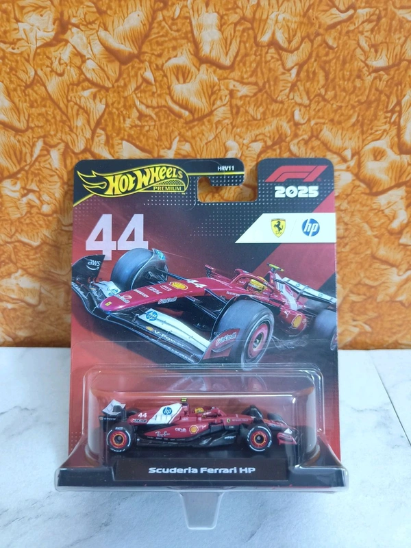 HOTWHEELS Hot wheels Premium 2025 | Scuderia Ferrari HP (#44) | FORMULA 1 | HRV11