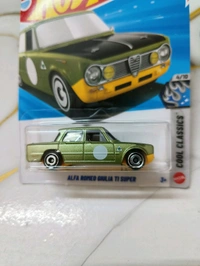 Hot Wheels ALFA ROMEO GIULIA TI SUPER | Cool Classics | Metalflake Green | 218/250