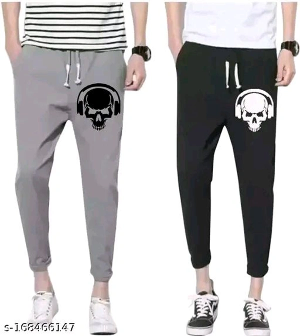 FOX GRAY AND BLACK LOWER Name: FOX GRAY AND BLACK LOWER Fabric: Cotton BlendPattern: PrintedNet Quantity (N): 2Graphic printed Knit Polyester T-shirt for Mens & Womens, Round neck, comfortable, with half sleeves, we are obsessed with delivering versatile fashion .Transform your emotion into flaunting expressions by wearing our cool collection that will adorn your mood each day. No 