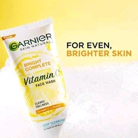 Garnier Bright Complete Vitamin C Facewash - 100g
