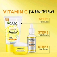 Garnier Bright Complete Vitamin C Facewash - 100g