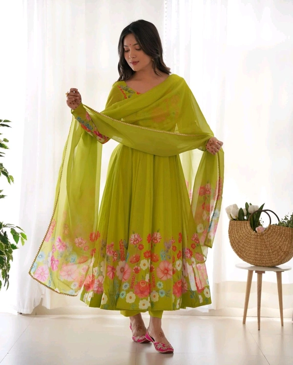 *Pure Soft Organza Silk Fabric Fully Flair Kali Pattern And Canvas Patta With Dupatta Set ,pent Ready To Wear* - M