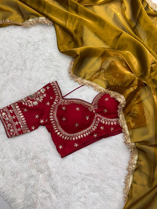 Queen golden Saree Blouse Ready To Wear