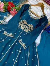 LUNCHING NEW ĐĚSIGNER PARTY WEAR LOOK GOWN WITH PANT AND EMBRODARY WORK* - Xxl