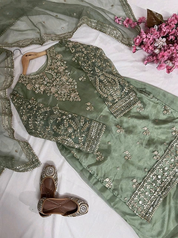 β€οΈπ*ENHANCE THE BEAUTY OF YOUR WARDROBE WITH THIS NEWLY LAUNCHED KURTI-PLAZZO SET*πβ€οΈ - Xxl