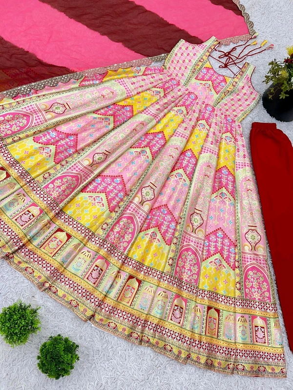 Launching New Designer Party Wear Look Gown, Bottom and Dupatta in Fully Kali Flair With Attached Pad*π₯ - M