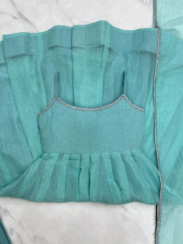 This Colourfull Lightweight & Fresh Look Outfit Is Perfect For Upcoming Festivities And Weddings - Xs 34