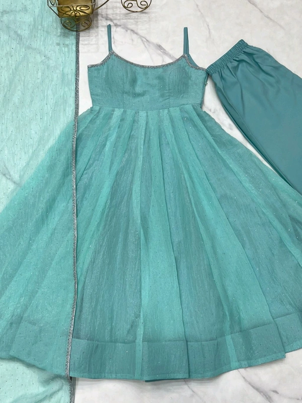 This Colourfull Lightweight & Fresh Look Outfit Is Perfect For Upcoming Festivities And Weddings - Xs 34