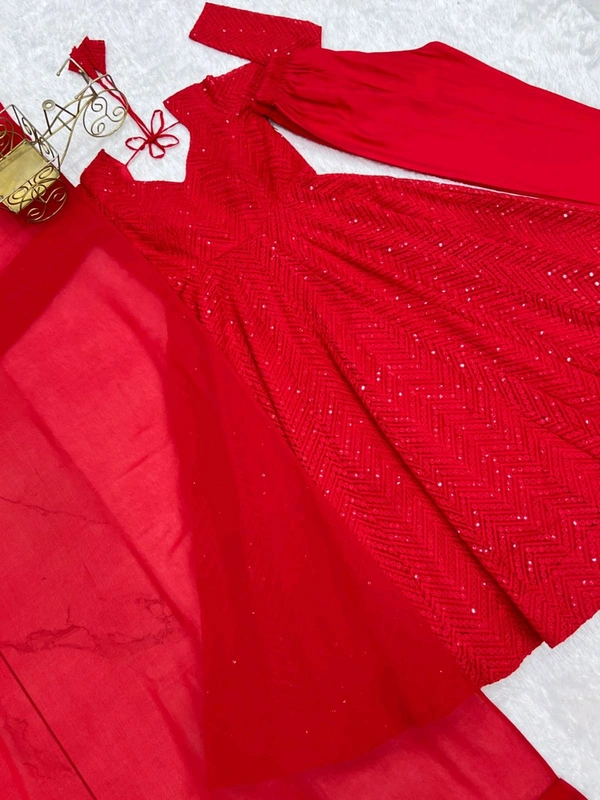 *Launching This Timeless And Classic Lukhnowi Georgette Fabric Anarkali Suit Set For The Upcoming Festivities And Wedding Season* - L-40